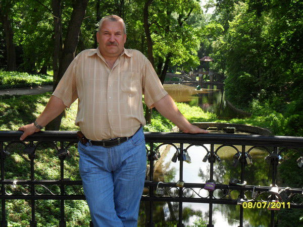 Олег Кравченко