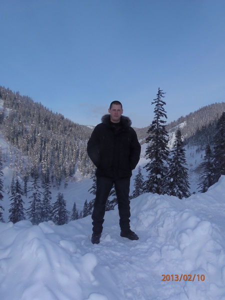 Иван Мельников