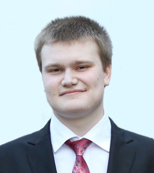 Антон Арефьев