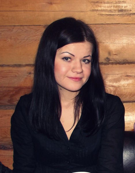 Елена Попова