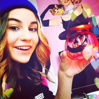 バイオレット ユニコーン