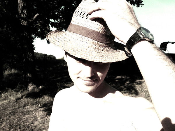 Неизвестно Неизвестно