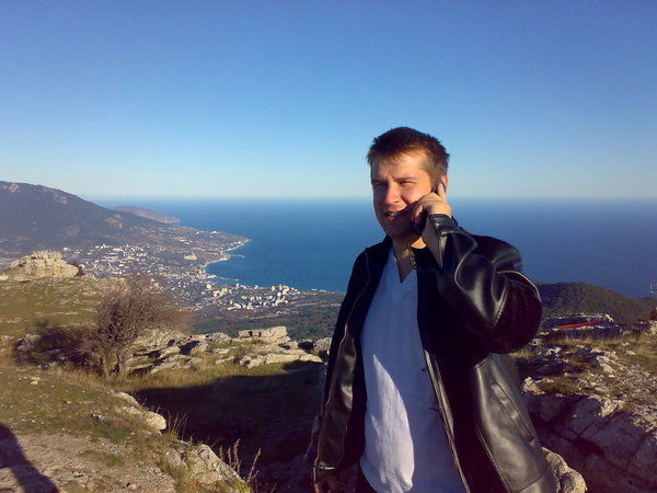 Артем Лещев