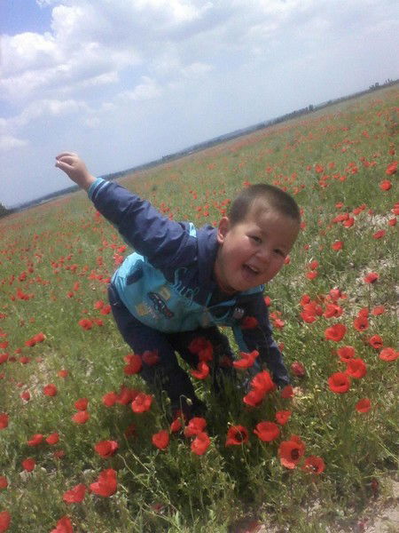 Алмаз Анара Моомбековы