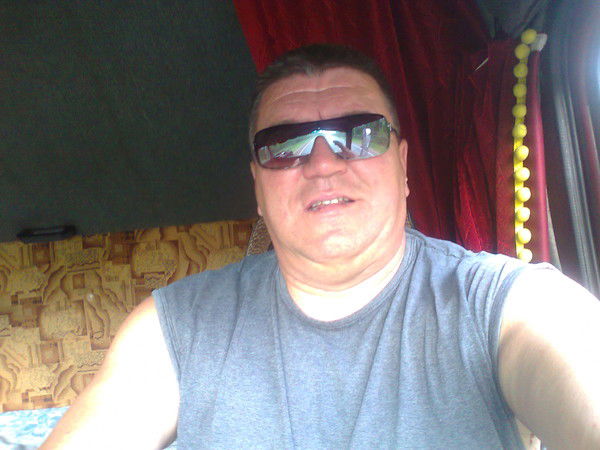 Иван Иванов