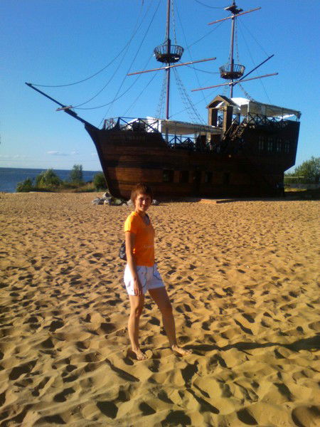 Анна Ятманова