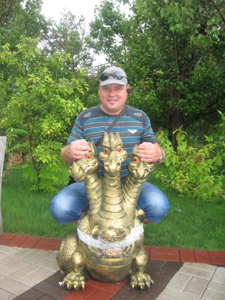 Денис Мануков