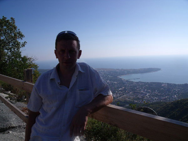 Александр Петров