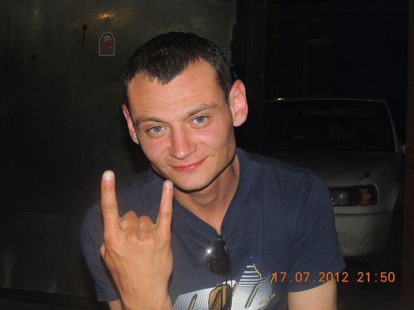 Суворов Артем