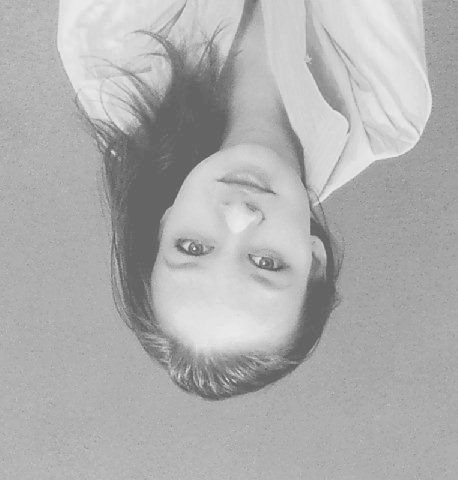 Полина Аписарова