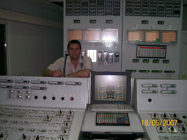 Леонид Акимов