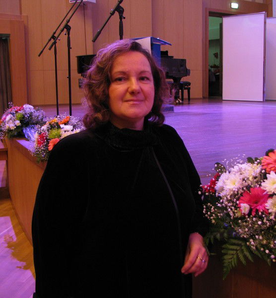 Лариса Лазарева