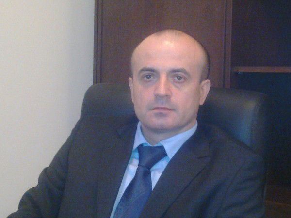 Татам Гаджиханов