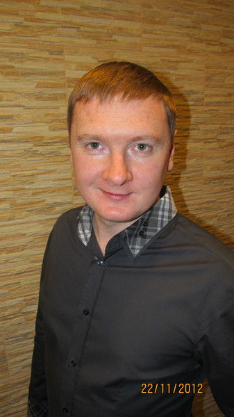 Денис Шарапов