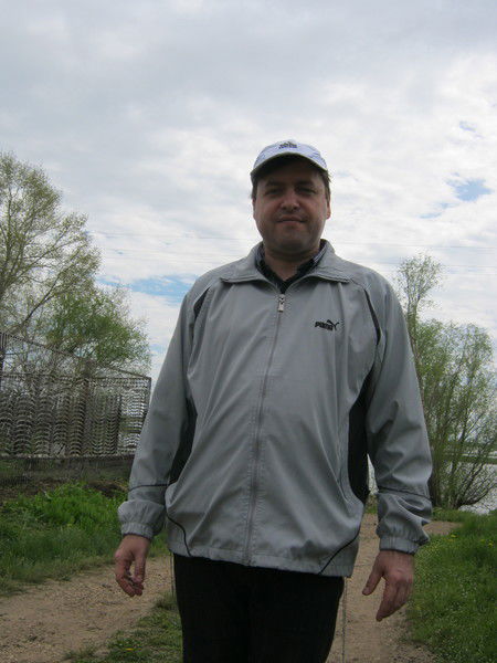 Роман Олейник