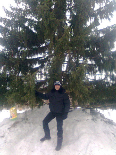 Максим Парамонов