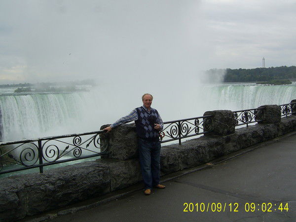 Леонид Чернобай