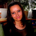 Аня Халюкова