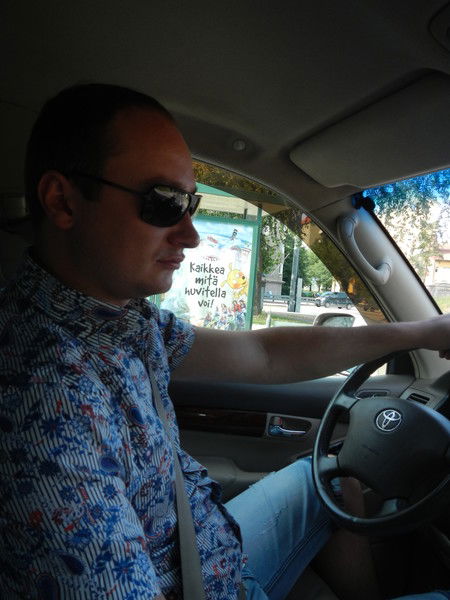 Алексей Симонов