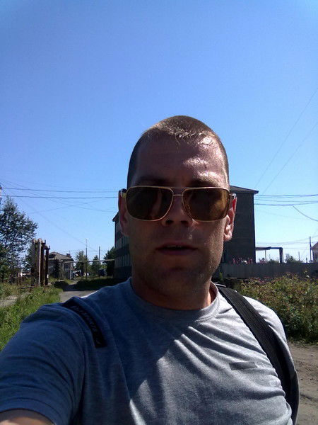 Денис Ханали