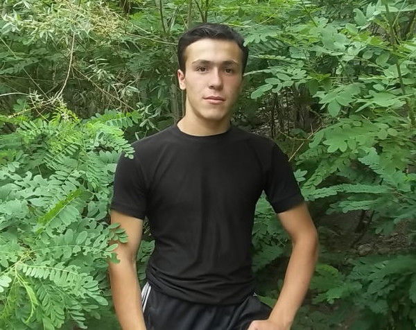 Садрикул Зохиров