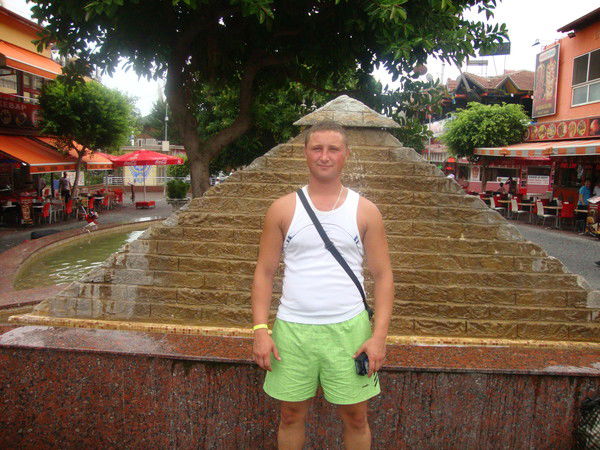 Евгений Медведев