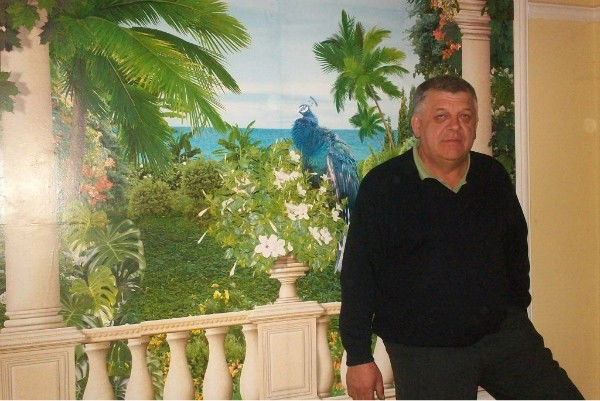 Александр Вахрушев