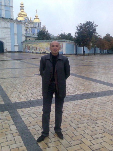 Михаил Иванов