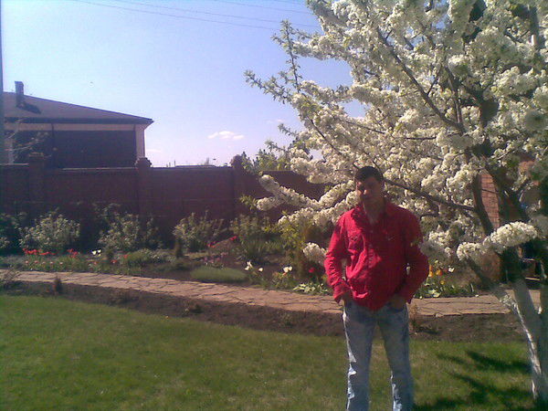 Роман Ахмедов