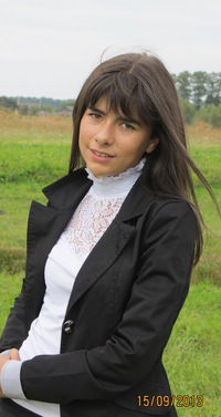 Естер Майбук