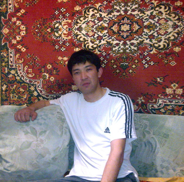 Ганибек Таукелов