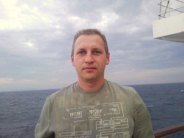 Эдуард Залесов