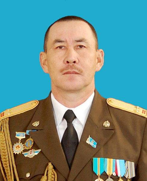 Нуралы Есенов