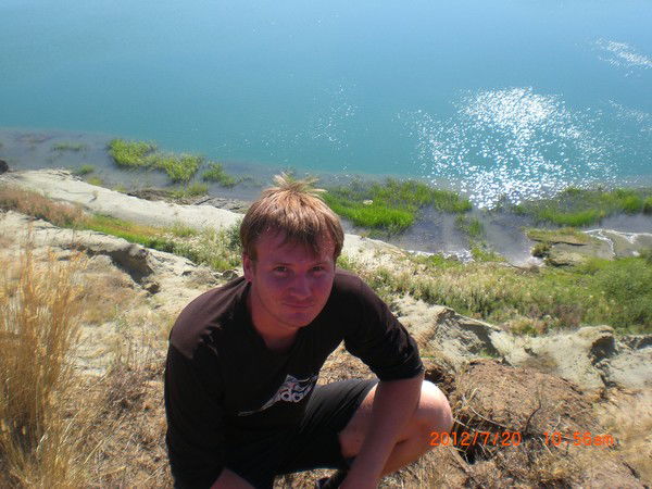 Анатолий Савенко