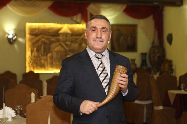 Нодар Цомая