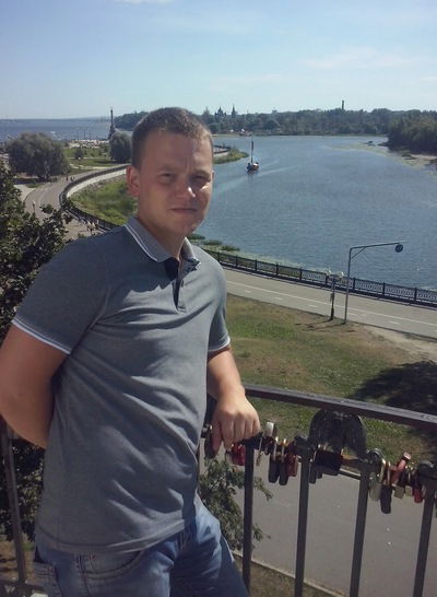 Макс Воронков