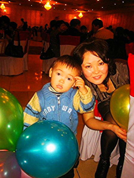 Айна Ахметжанова