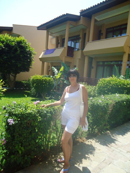 Лена Лазина