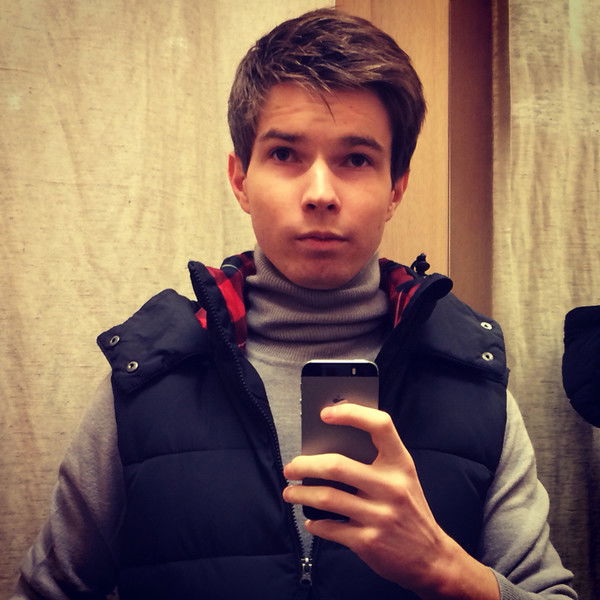 Максим Доронин