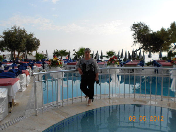 Елена (Басанская)