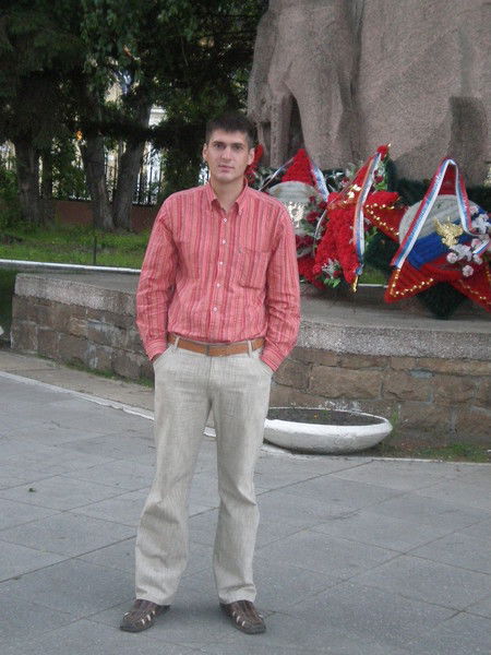 Виталий Топол