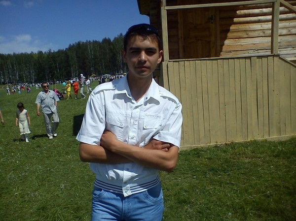 Слава Ватолин