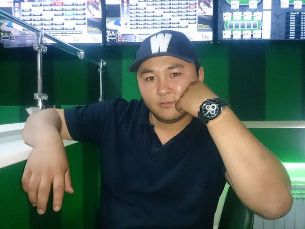 Азамат Айтмамбетов