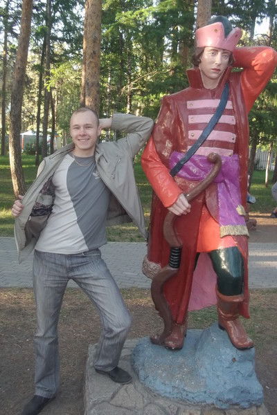 Игорь Фролов