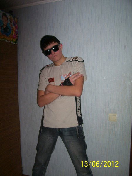 Андрей Мельников