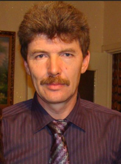 Михаил Пахомов