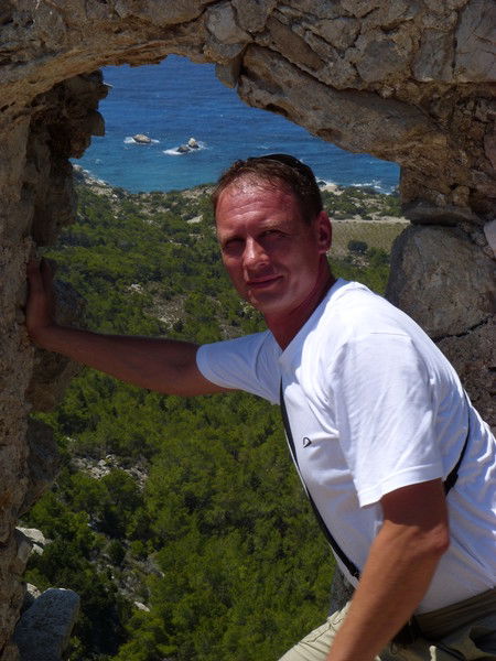 Артур Аганов