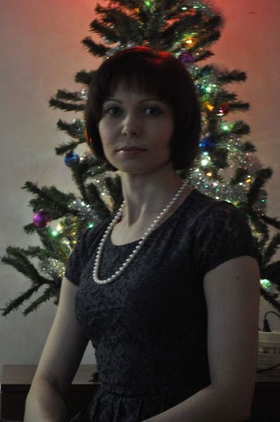 Елена Суркова