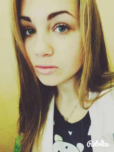 Настя Оленюк