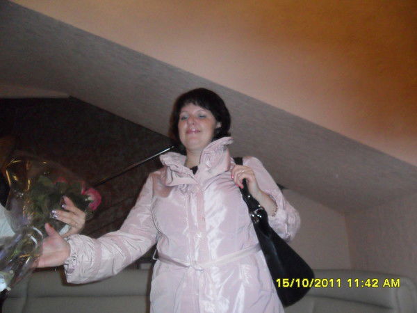 Лена Буртасова